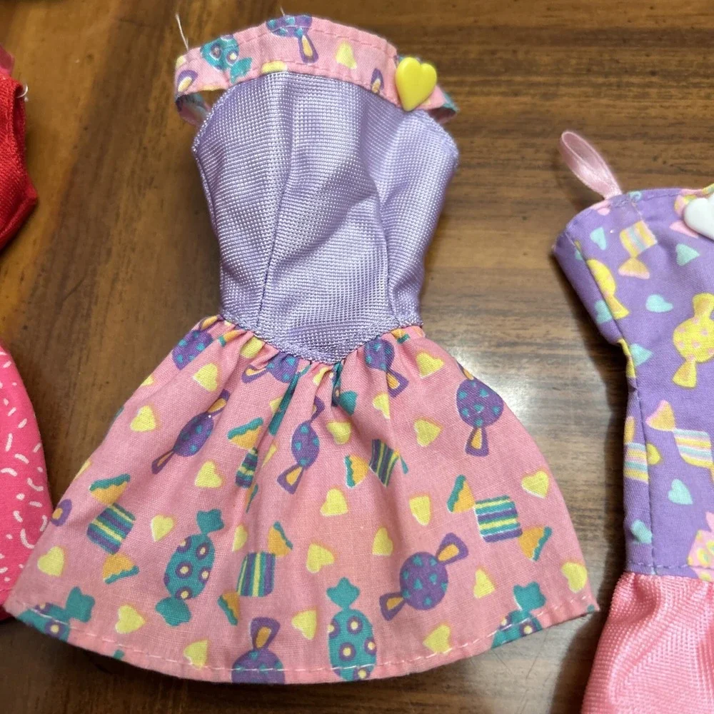 Mattel Barbie Lot of 4 Sweet 'n Pretty Fashions 1994 Scented Candy Heart Designs